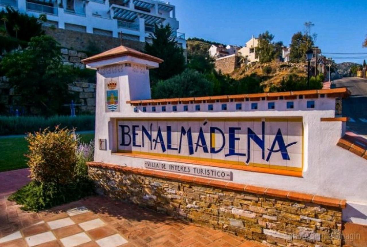 Benalbeach Holidays เบนัลมาเดนา ภายนอก รูปภาพ